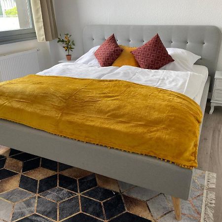 Urbansuites - Modern & Zentral In Der City - Dein Zuhause In Stuttgart Exteriör bild