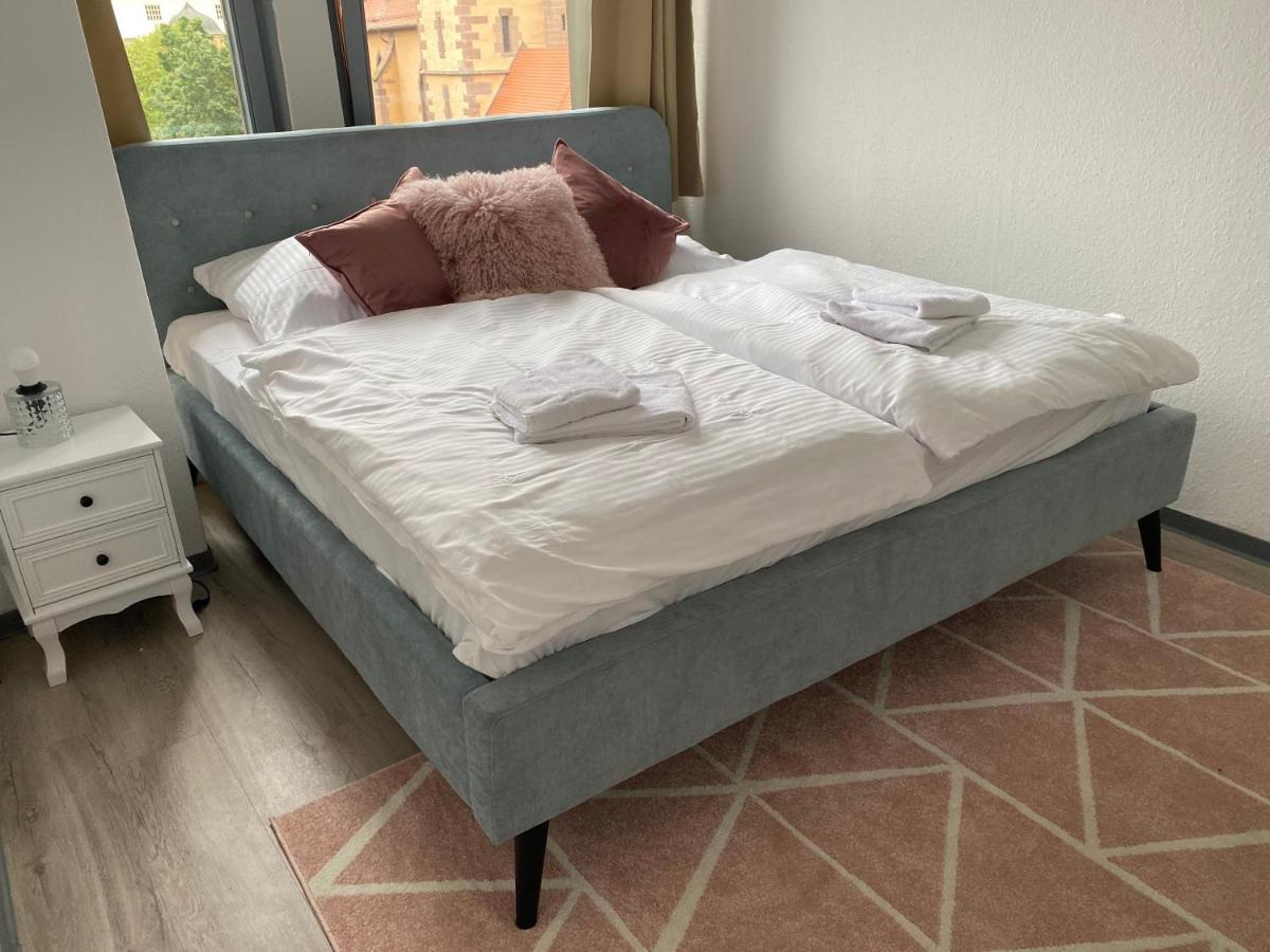 Urbansuites - Modern & Zentral In Der City - Dein Zuhause In Stuttgart Exteriör bild