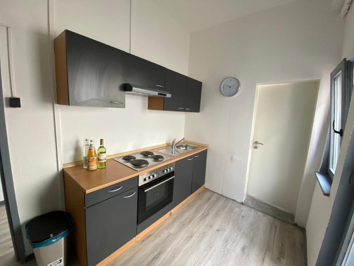 Urbansuites - Modern & Zentral In Der City - Dein Zuhause In Stuttgart Exteriör bild